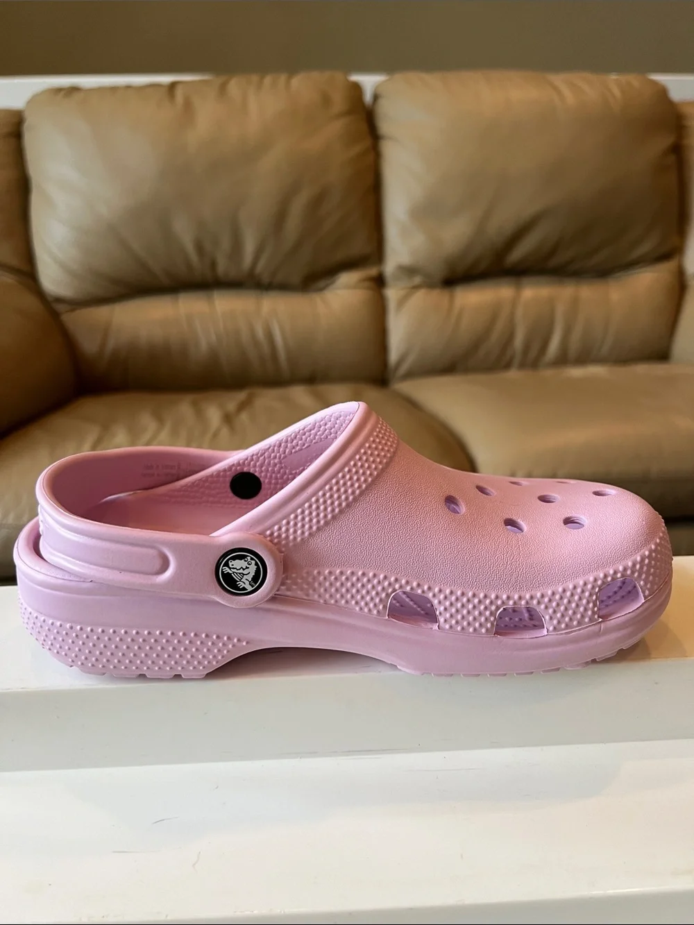 Crocs Classic Clogs Juniors (8+) Slip-On Clog Sandals Size J 3